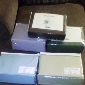 Microfiber Sheets with pillowcases plus Bedspreads
